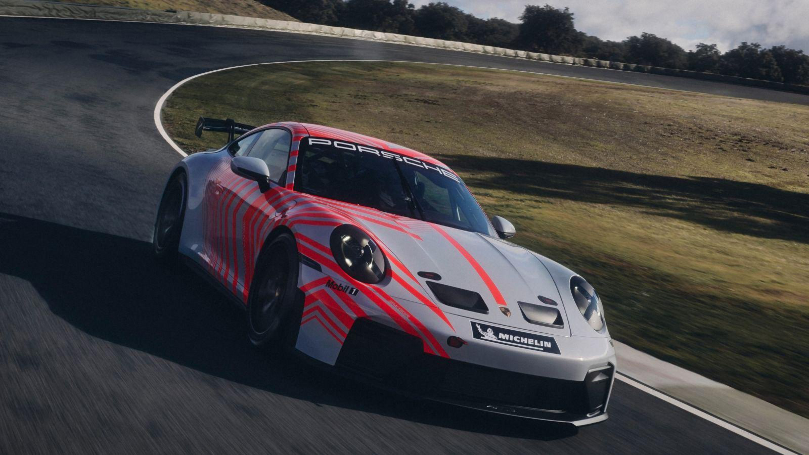 Porsche 911 Challenge: Η GT3 γίνεται αγωνιστικό αυτοκίνητο 